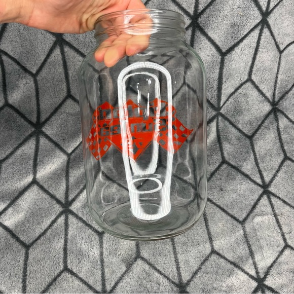 Vintage Lipton Sun Tea 79 Nascar Racing Flags Glass Jug - Picture 4 of 9